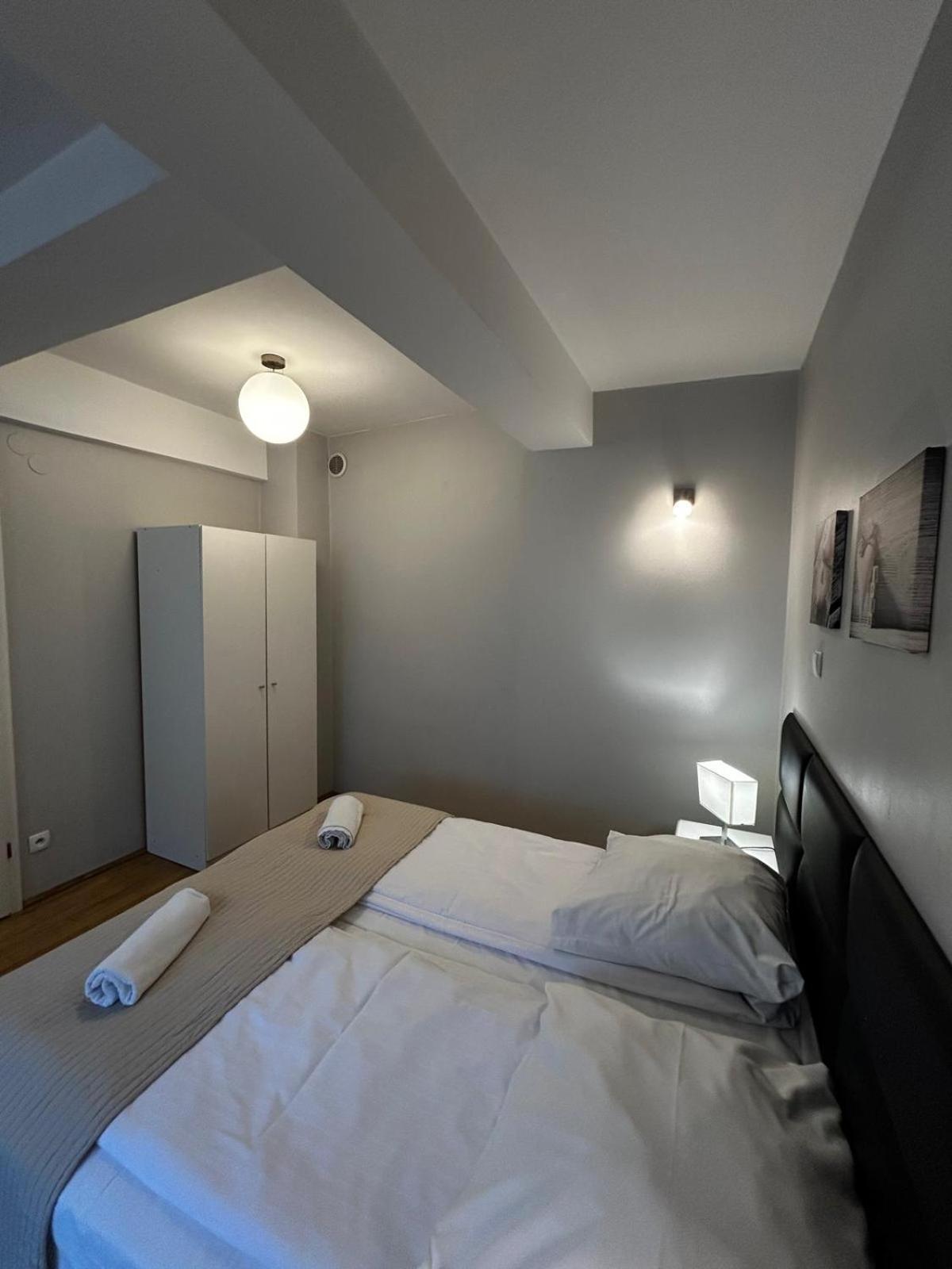 Golden Apartments With Lift - Old Town Cracovia Exterior foto