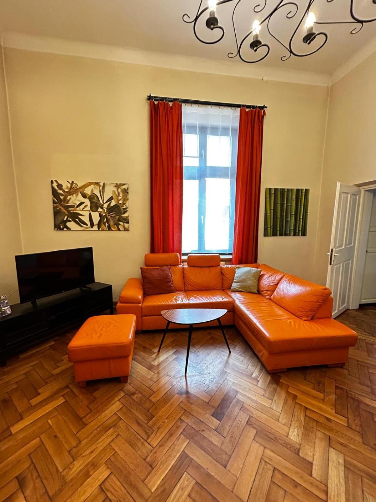 Golden Apartments With Lift - Old Town Cracovia Exterior foto